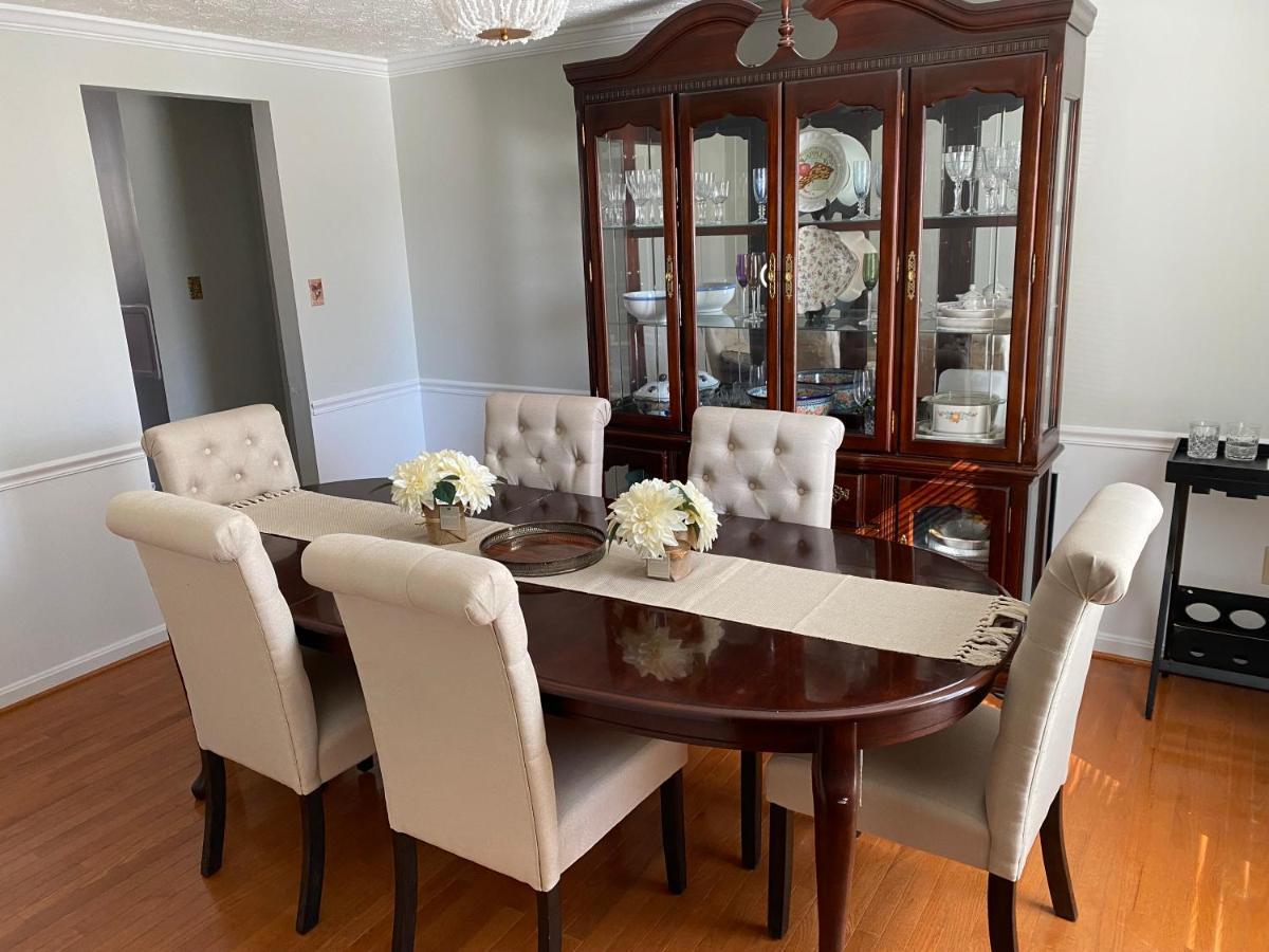 Upgraded, Beautiful 4 Bd Colonial In Silver Spring Eksteriør billede