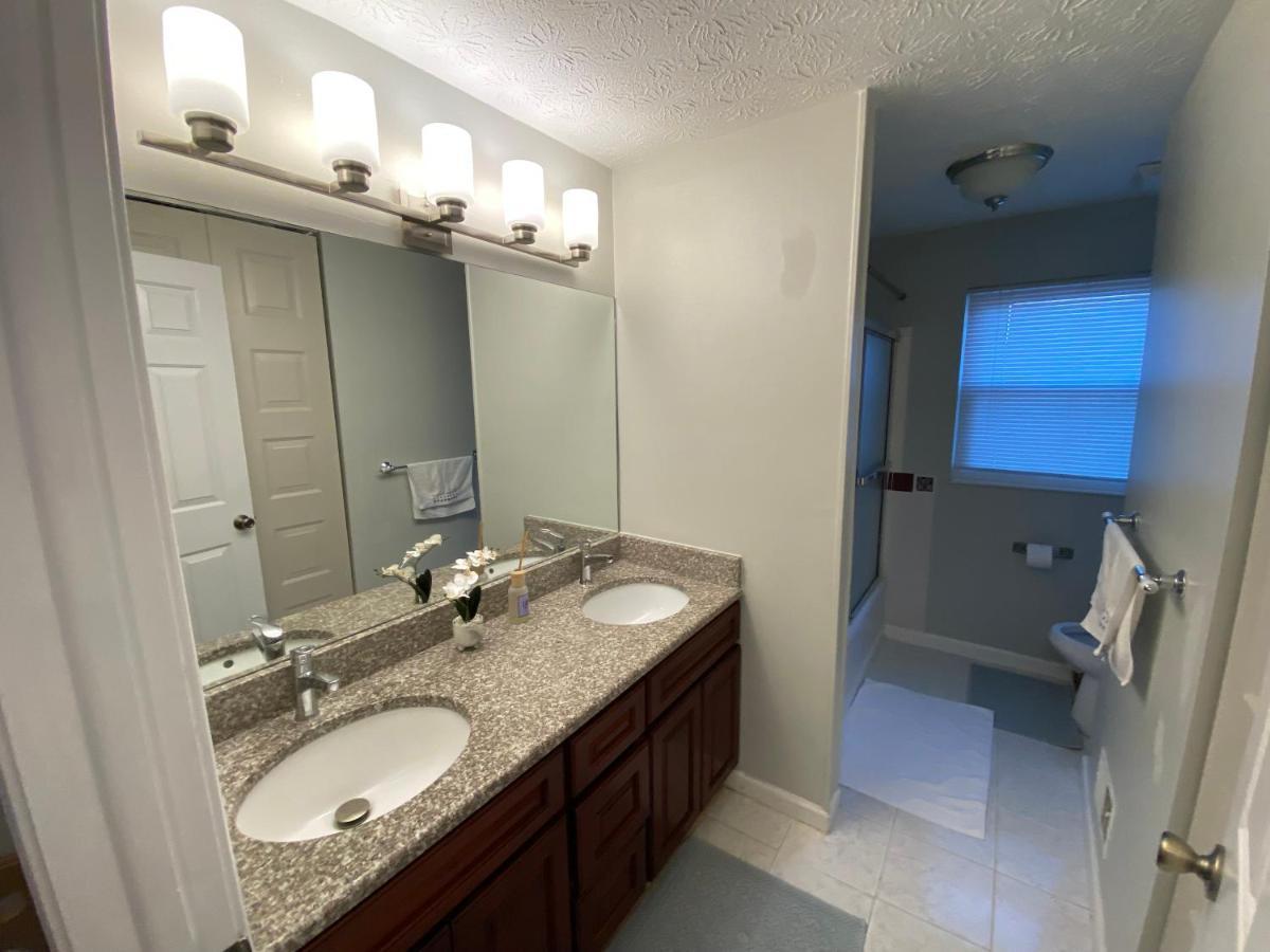 Upgraded, Beautiful 4 Bd Colonial In Silver Spring Eksteriør billede