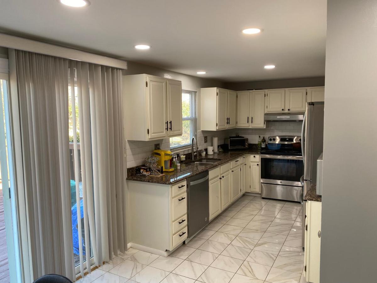 Upgraded, Beautiful 4 Bd Colonial In Silver Spring Eksteriør billede